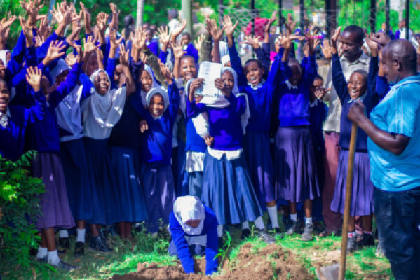 In our SASA project funded by the GIZ in Mwanza, we were able to mobilize local community and schools to use Nature-based Solutions to conserve their environments